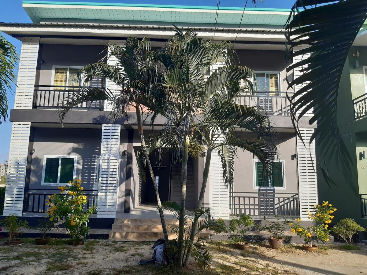 Wangwaree Resort Nai Yang Beach Exterior foto