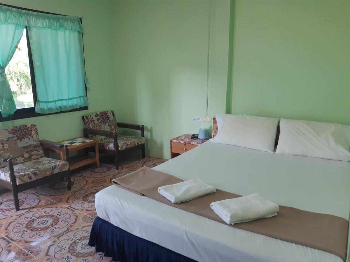 Wangwaree Resort Nai Yang Beach Exterior foto